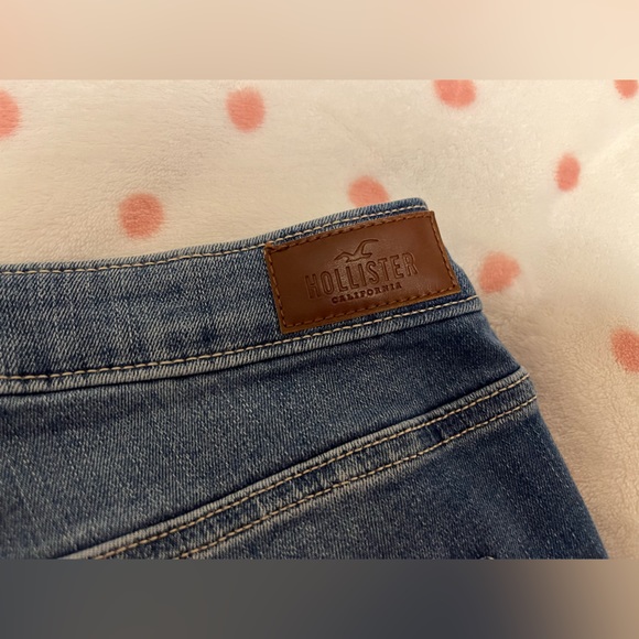 BNWT HOLLISTER HIGH RISE SUPER SKINNY JEAN SIZE 11R - Picture 5 of 7